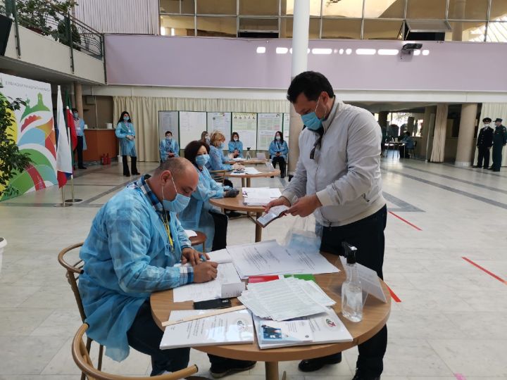 Рустем Нуриев проголосовал на выборах
