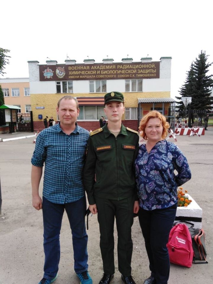 Елабужанка рассказала о сыне, выбравшем путь военного