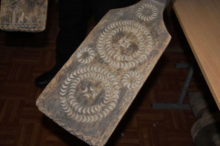 В сельском музее Елабужского района хранятся уникальные вещи с яковлевской резьбой