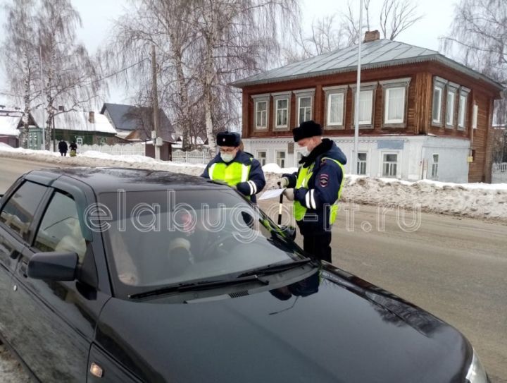 516 водителей в Елабуге оштрафовали за нарушение правил тонировки