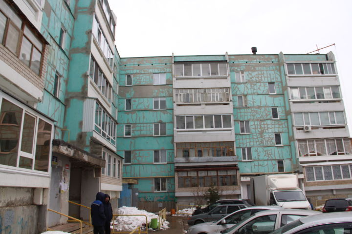 В Елабуге приступили к ремонту жилых домов