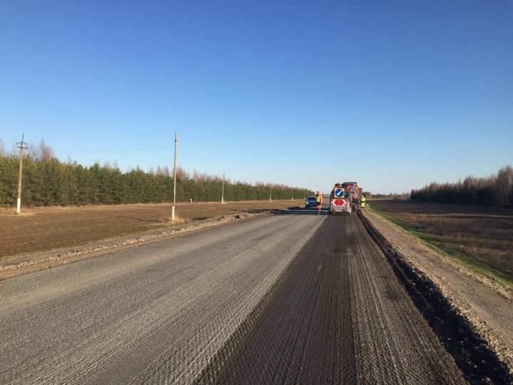 В Татарстане по нацпроекту стартовал ремонт автодороги Столбище — Атабаево