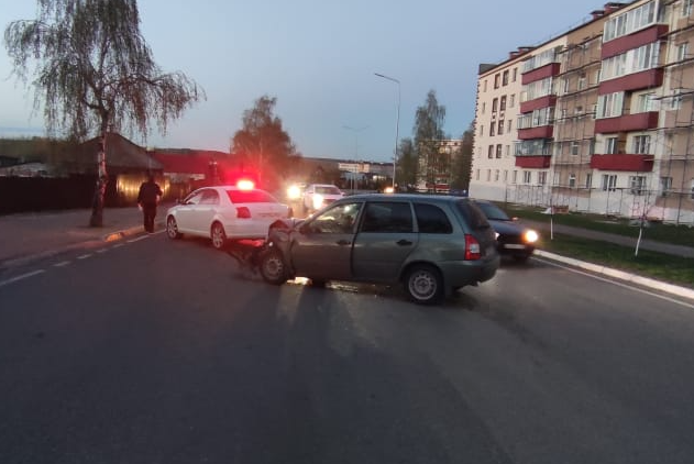 В Елабуге на проспекте Нефтяников столкнулись два автомобиля