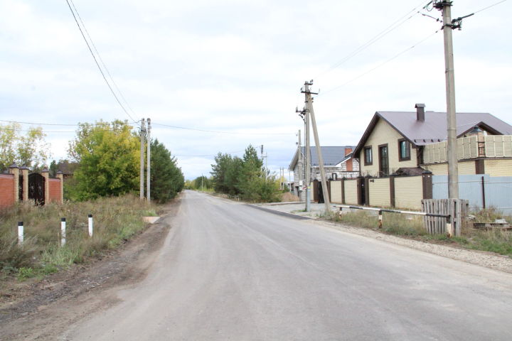 Жители поселка Тарловка получили обновленную дорогу