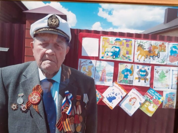 В Елабуге участник Великой Отечественной войны в свои 97 продолжает рисовать