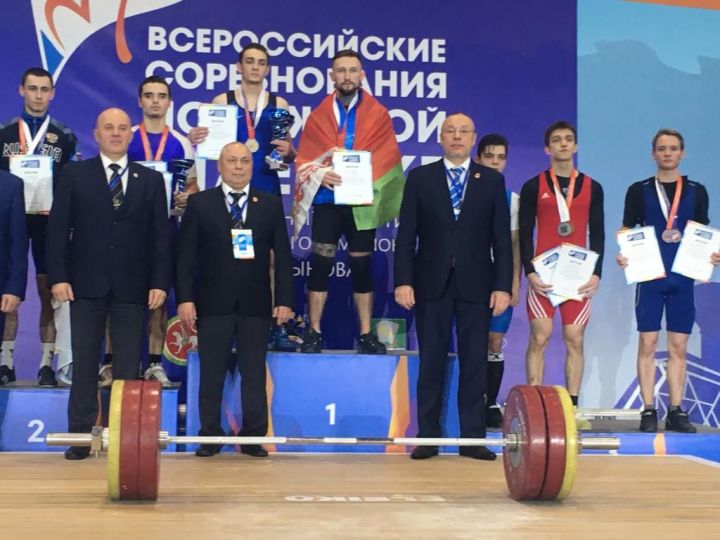 Елабужские тяжелоатлеты вошли в пятерку сильнейших на международных соревнованиях