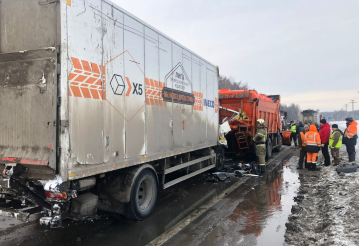 В ГИБДД Елабуги рассказали о подробностях серьезного ДТП, произошедшего накануне