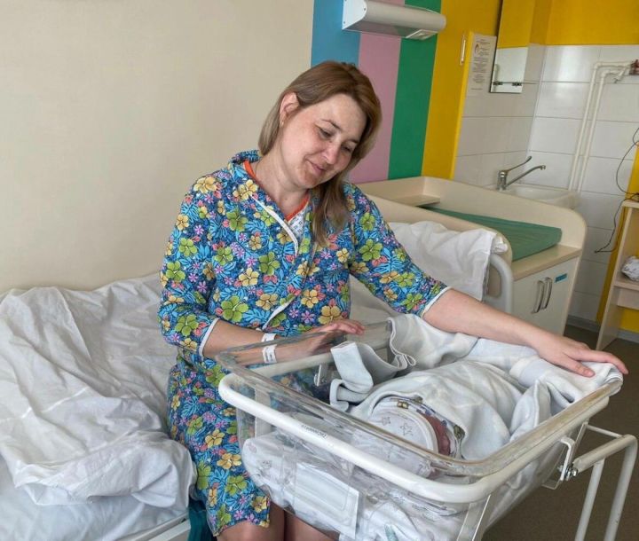 В Татарстане переселенка из ЛНР родила ребенка