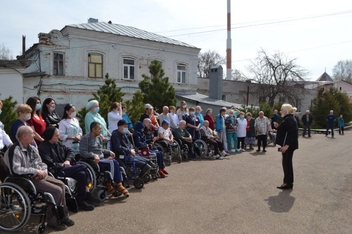 В Елабужском доме-интернате для престарелых и инвалидов прошла эвакуация