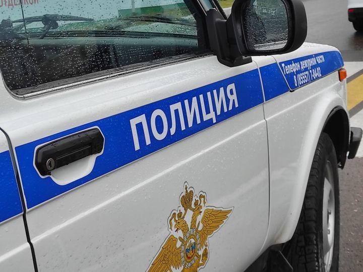 В Татарстане двое подростков ночью пытались ограбить магазин