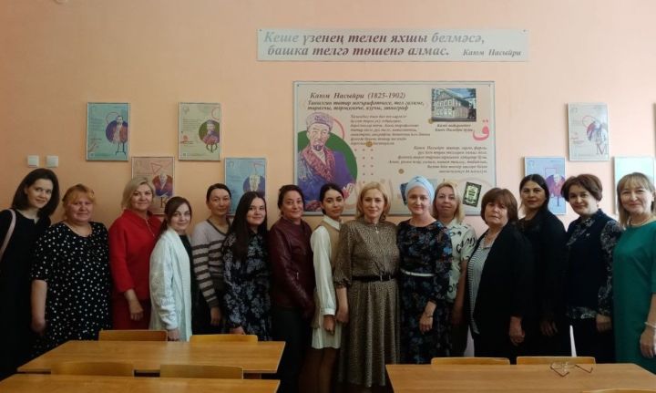 В Елабужской гимназии №4 открылся кабинет татарского языка имени Каюма Насыйри