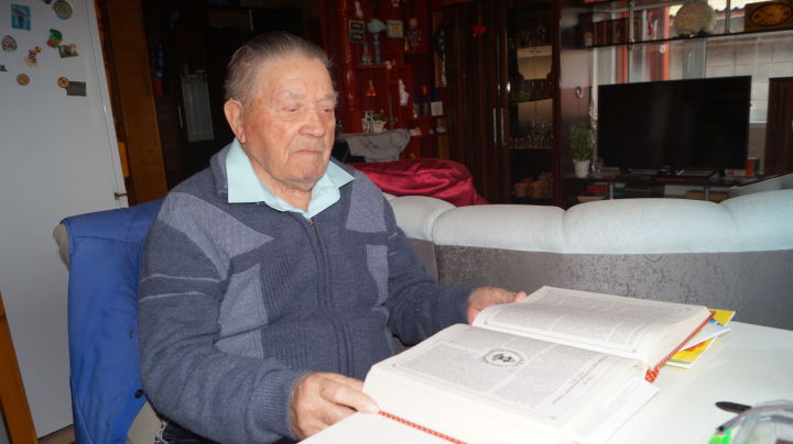 В Елабуге ветеран Великой Отечественной войны рассказал чем занимается на досуге