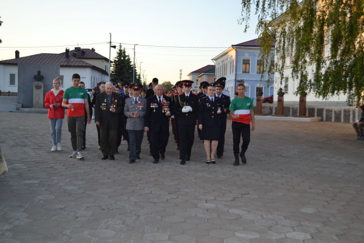 В Елабуге прошла акция "Свеча памяти"