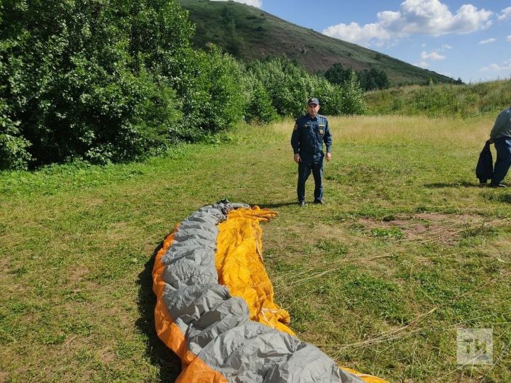 Татарстанец сломал позвоночник, упав с параплана