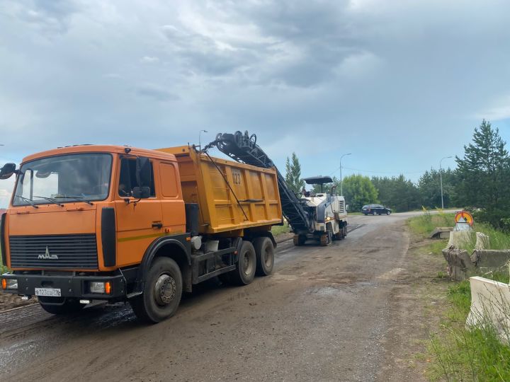 В Елабуге начался ремонт дороги на Криушу