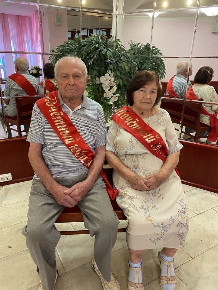 Елабужская семья Левченко отметила 65-летие совместной жизни