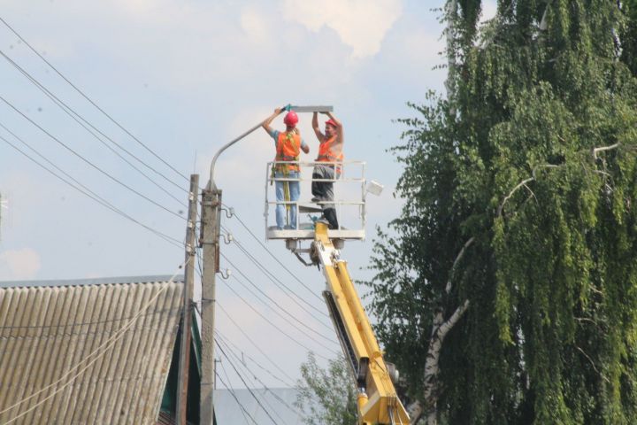 В Елабужском районе отключат свет