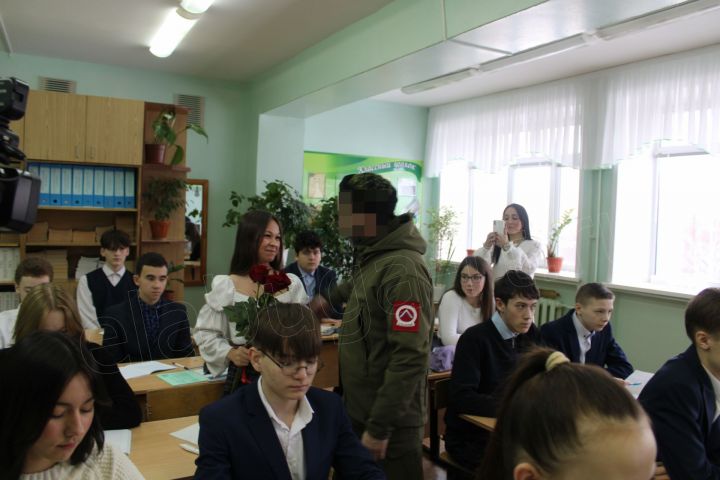 В Елабуге боец нашел школьницу, которая написала ему письмо в зону СВО