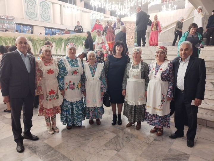 Фольклорный ансамбль «Сердэш» села Альметьево выступил на концерте «Елабугу выбирают великие» в Казани