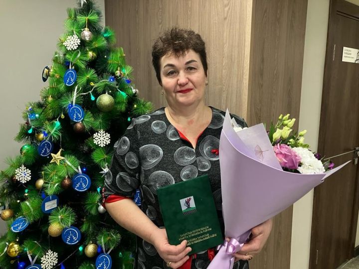 Выломала дверь ломом: елабужанка рассказала, как спасла своих соседей от смерти