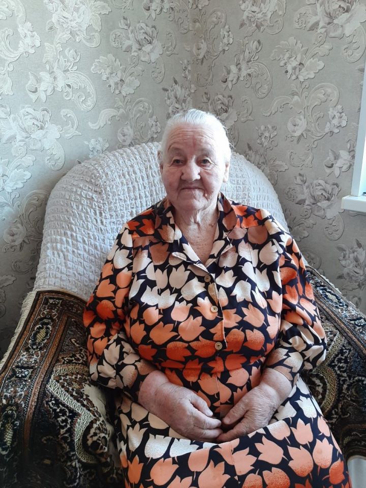 95 лет исполнилось ветерану Великой Отечественной войны Любови Елизаровой