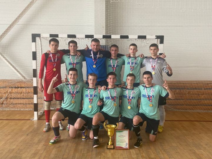 Елабужане завоевали Кубок РТ по мини-футболу