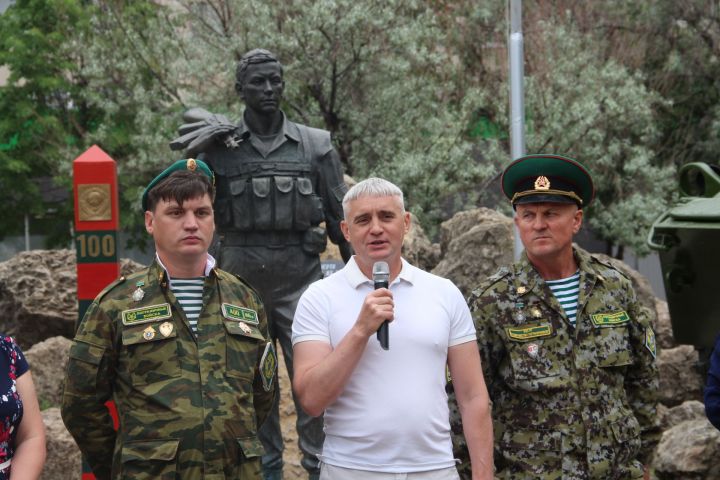 В Елабуге празднуют День пограничника