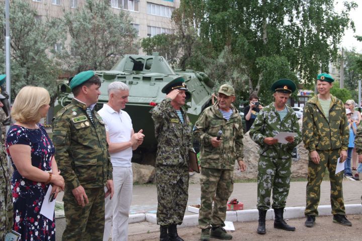 В Елабуге празднуют День пограничника