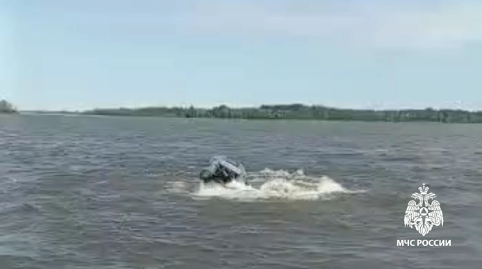На Каме обнаружили лодку без людей, плавающую кругами