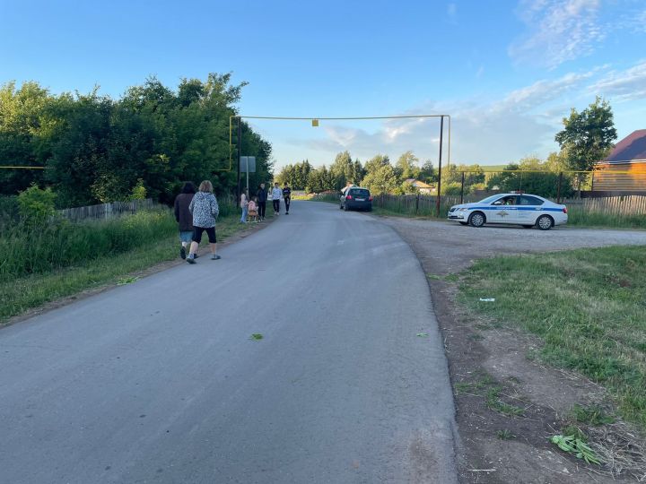 В Елабужском районе фургон сбил ребенка