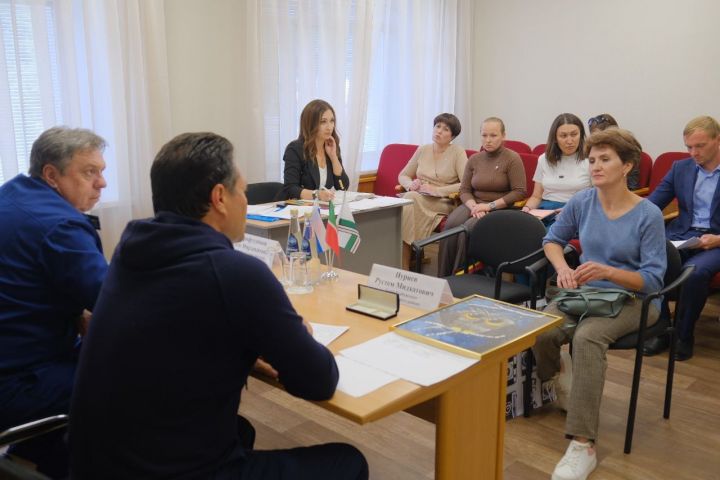 Елабужанка пожаловалась на оживленное движение на улице Казанская