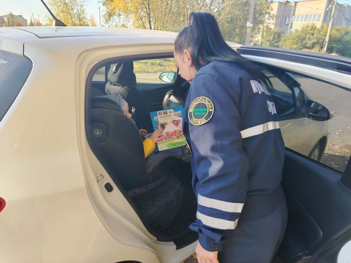 В Елабуге прошла акция «Ребенок – главный пассажир»