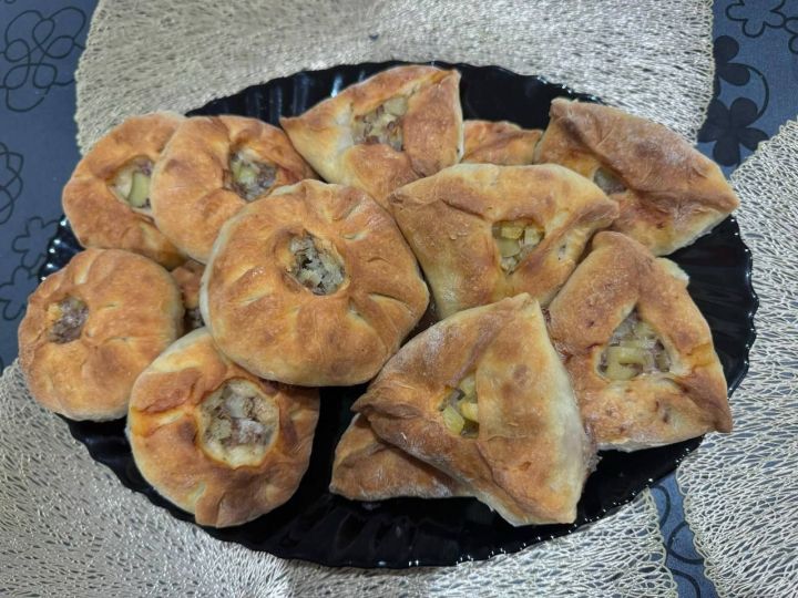 Легко и быстро: вкуснейшие курники на кефире