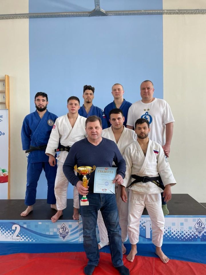 Елабужские самбисты вернулись с победой на Чемпионате Динамо по дзюдо