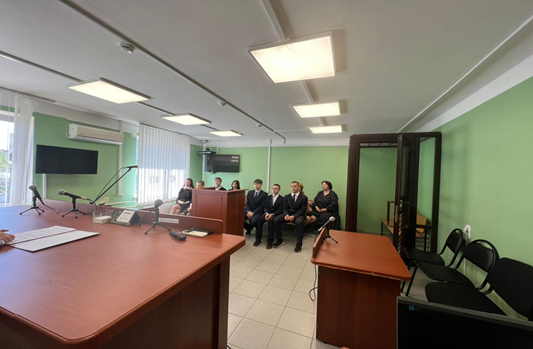 Для елабужских школьников провели экскурсию в городском суде