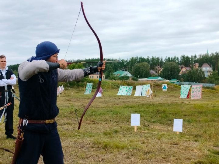 В Елабуге проходит III Всероссийский турнир по стрельбе из традиционного лука «Туган батыр»