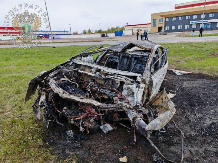 В Челнах подростки на иномарке попали в смертельное ДТП