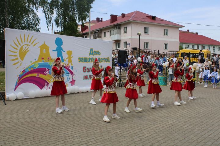 В Елабуге ярко и весело прошел День защиты детей