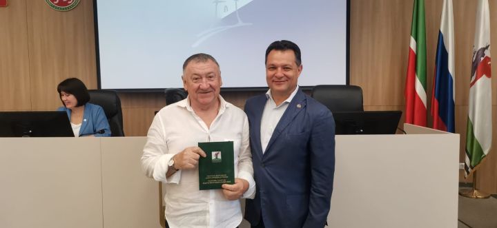 Елабужане отмечены за труд и общественную активность