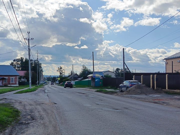 В центре – дорожный вопрос: глава района провел прием граждан