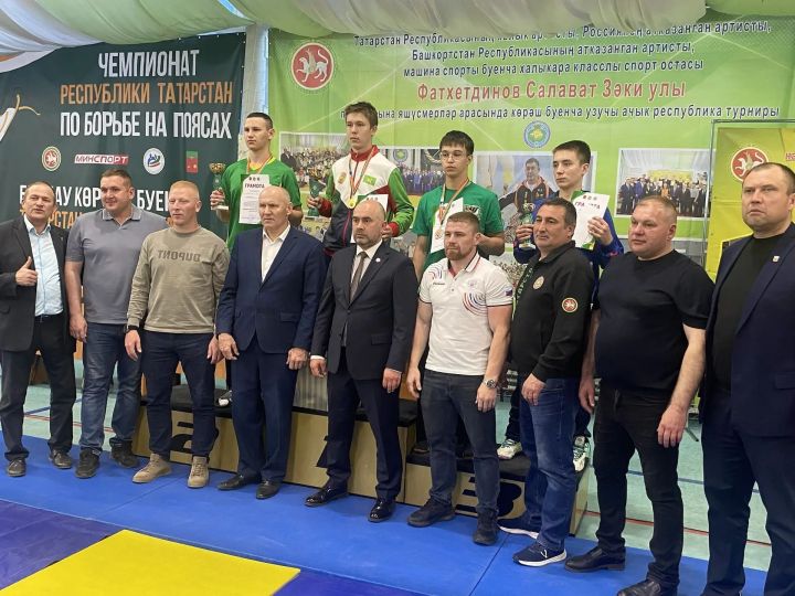 Сборная Елабуги заняла призовое место на турнире по борьбе Корэш в Тюлячинском районе