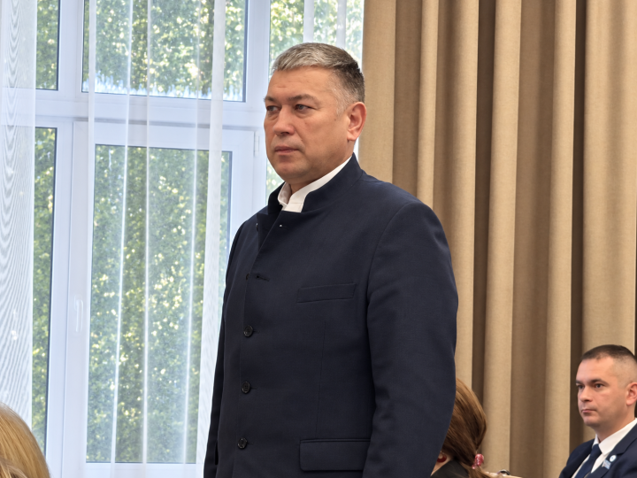 В Елабужском районе назначили нового начальника Управления образования
