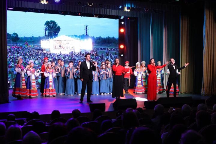 Обновлённый городской Дворец культуры Елабуги открыл двери после капремонта