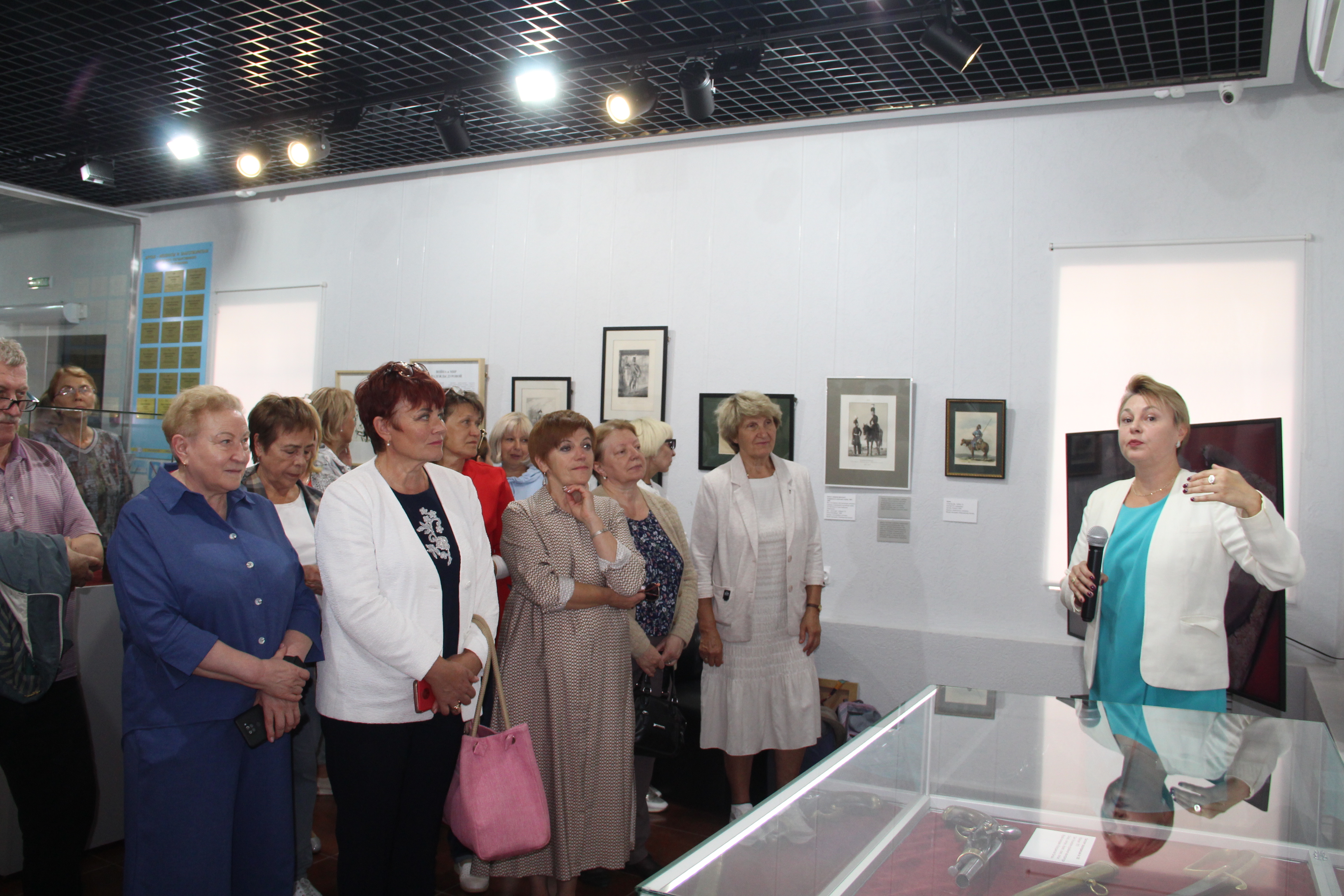 В Елабуге прошло открытие выставки «Война и мир Надежды Дуровой»