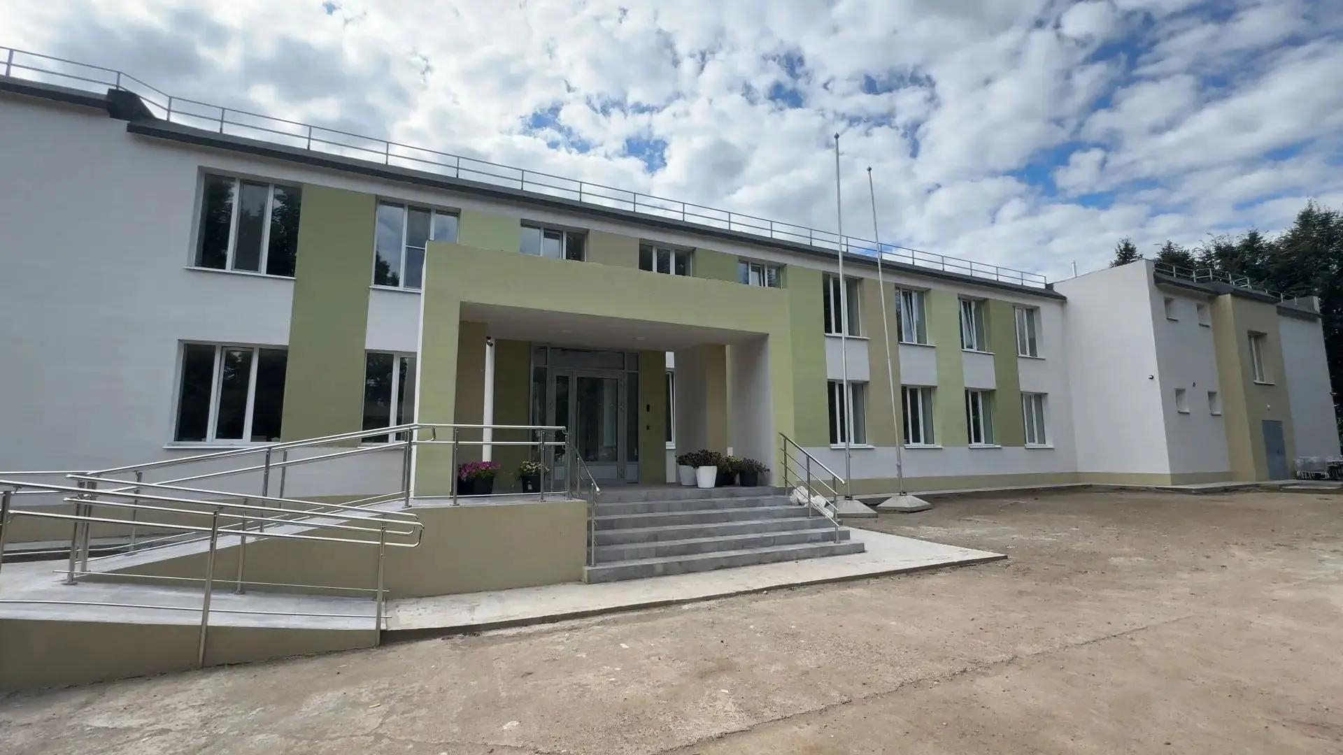 Школа в селе Бехтерево после капитального ремонта