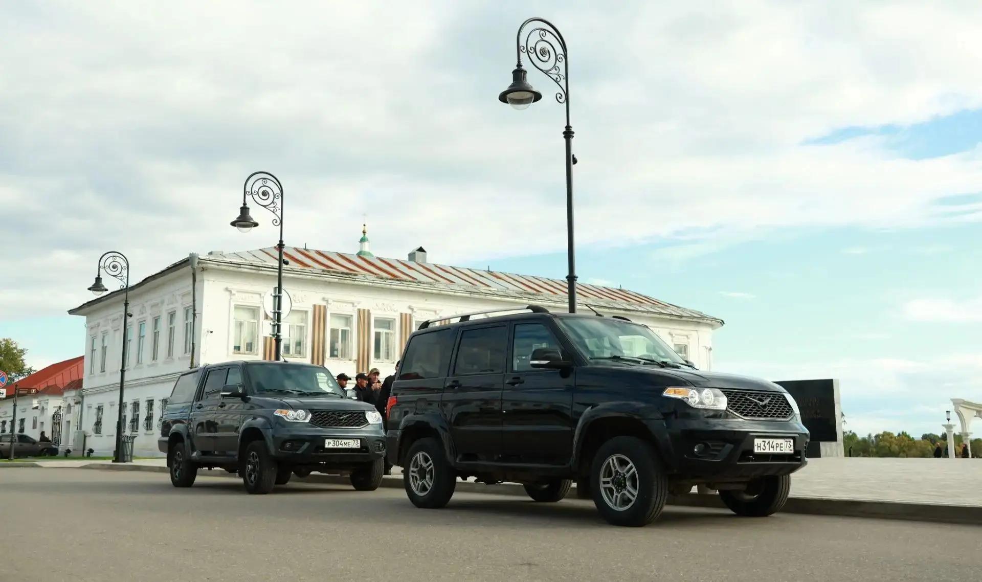 «СОЛЛЕРС Алабуга» передал городу два автомобиля