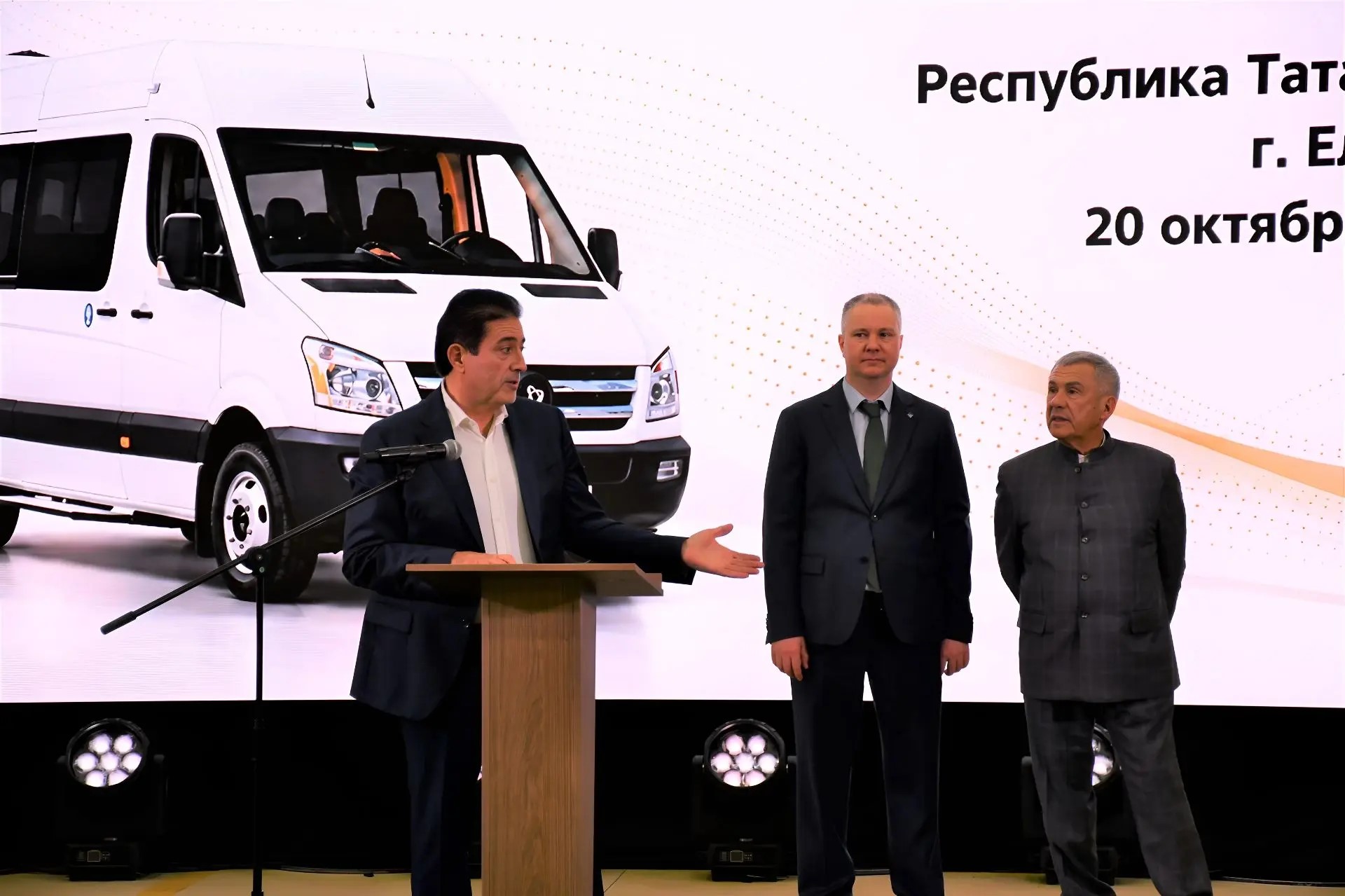 Алабугада Sollers SF7 фургоннарын һәм автобусларын чыгара башладылар