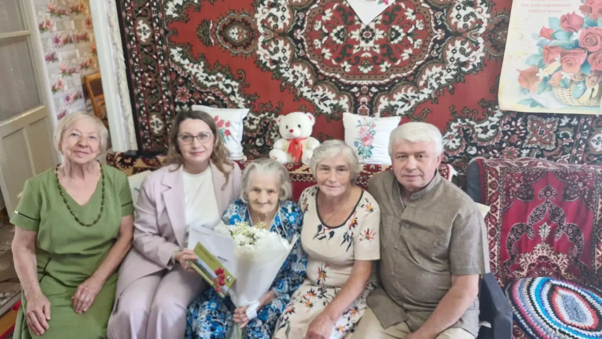 Труженица тыла Любовь Киселева отмечает 99-летие в Елабуге