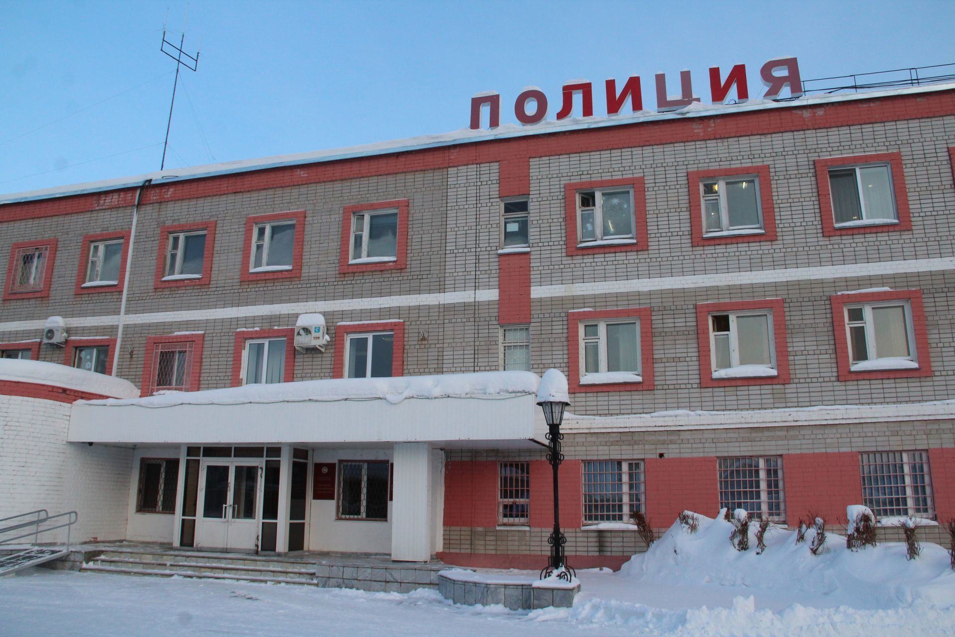 Мошенники пытались обмануть елабужан по схеме «ваш родственник попал в ДТП»