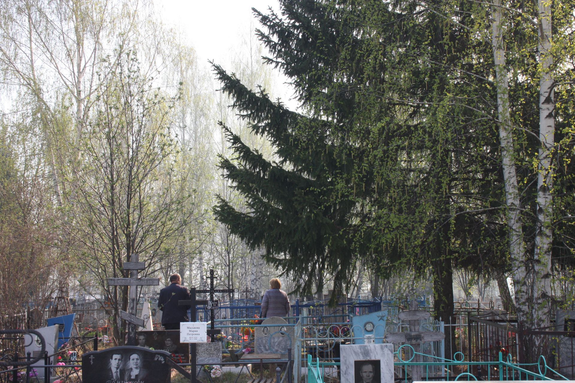 Православные елабужане отмечают Радоницу